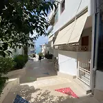 Apartment Xhani Sarande