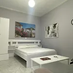 Apartment Xhani *