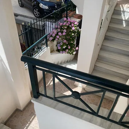 Xhani * Sarandë