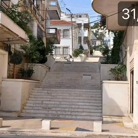 Xhani * Sarandë