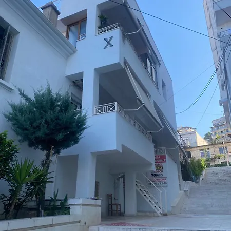 公寓 Xhani Sarandë
