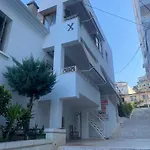 アパート Xhani Sarandë