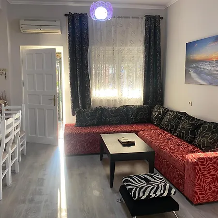Διαμέρισμα Xhani *