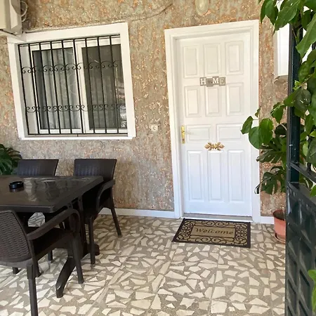 Xhani Διαμέρισμα *