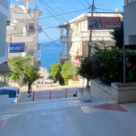Apartment Xhani *